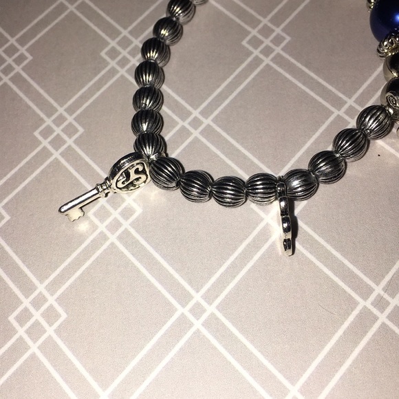 ⭐️ Key 🔑 to me is my TeddyBear - Picture 3 of 4